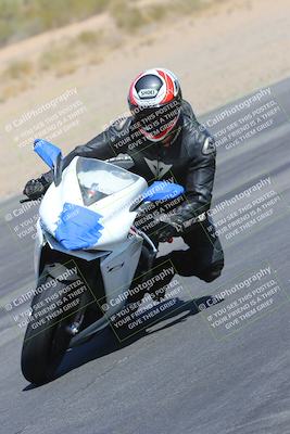 media/Mar-24-2025-Moto Forza (Mon) [[57ce5c5cff]]/3-Beginner Group/Session 3 (Turn 6 Inside)/